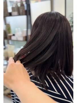 ロング・セミロングのスタイル写真
